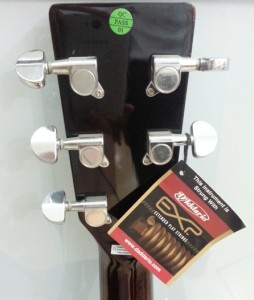 Dòng Guitar Suzuki chất lượng cho người học Guitar đệm hát